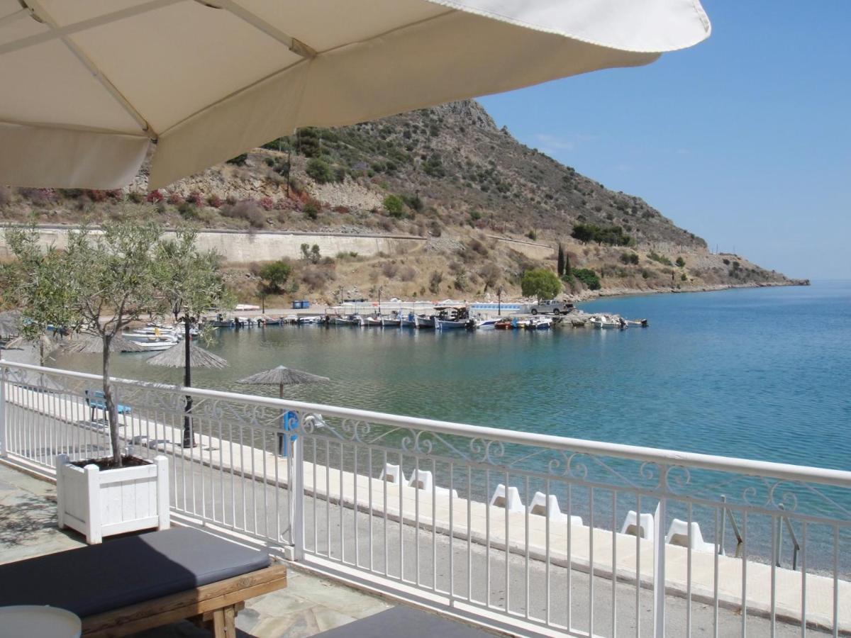 Paradisos Agioi Pandes Dış mekan fotoğraf
