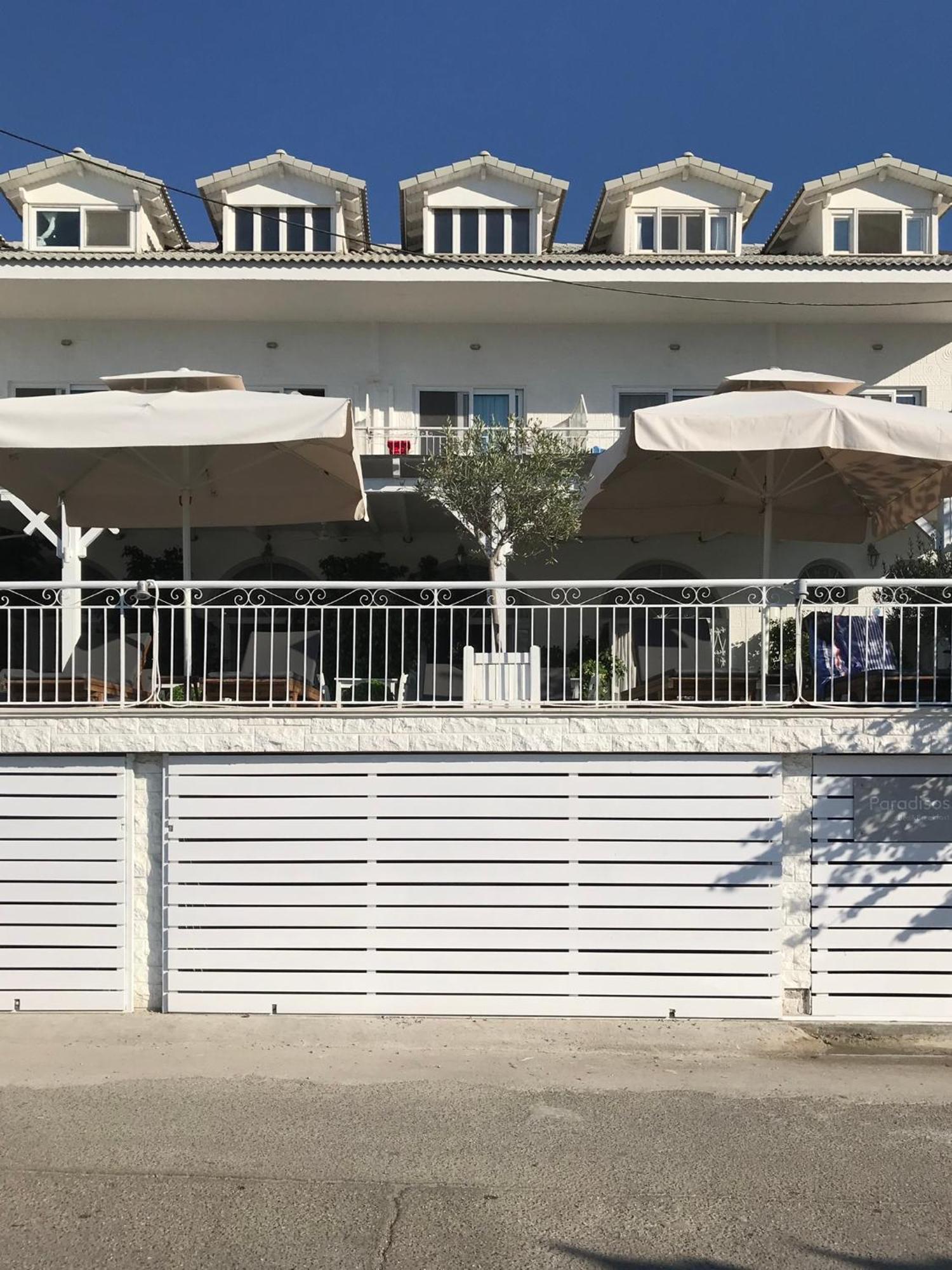 Paradisos Agioi Pandes Dış mekan fotoğraf