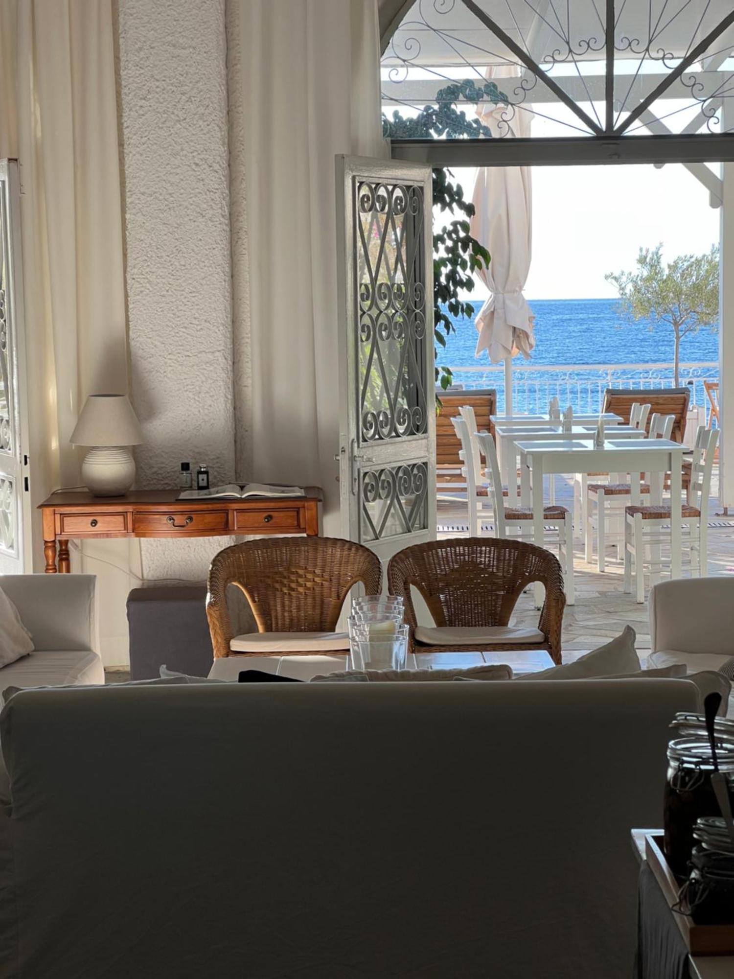Paradisos Agioi Pandes Dış mekan fotoğraf